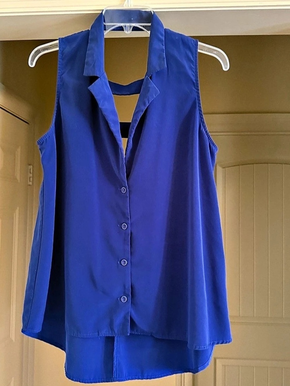 Smiley brand Blue Button Front Cutout Collared Tank Top - Size Medium